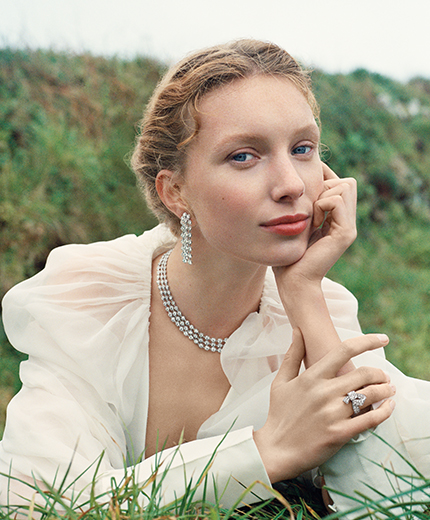 손에 피어난 고귀한 숨결